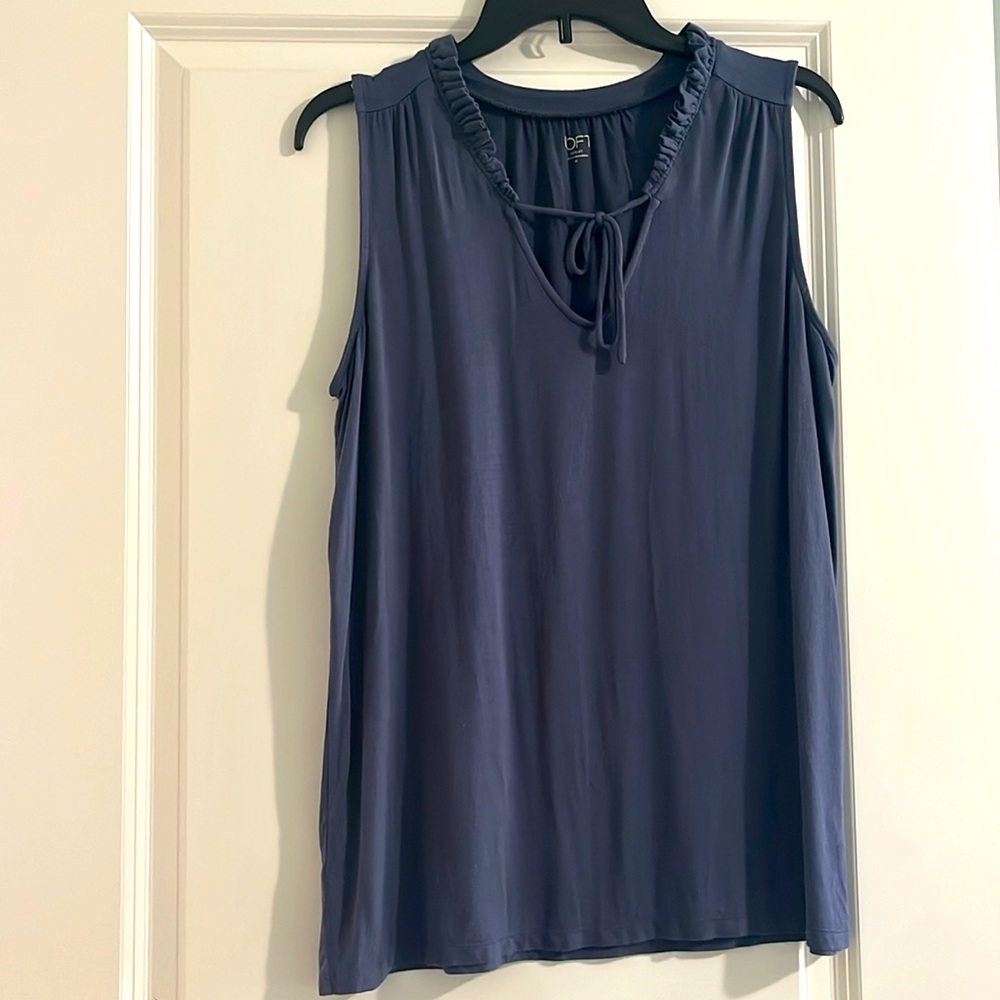 Loft outlet sleeveless shirt